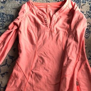 Lululemon size 4 pullover